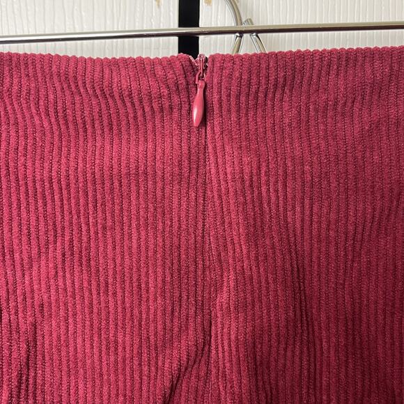 Halara Skirt Womens Small Red Corduroy Back Zip Athletic New - Picture 5 of 9